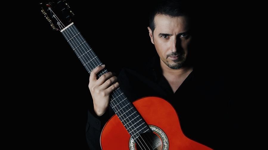 Raúl Olivar
