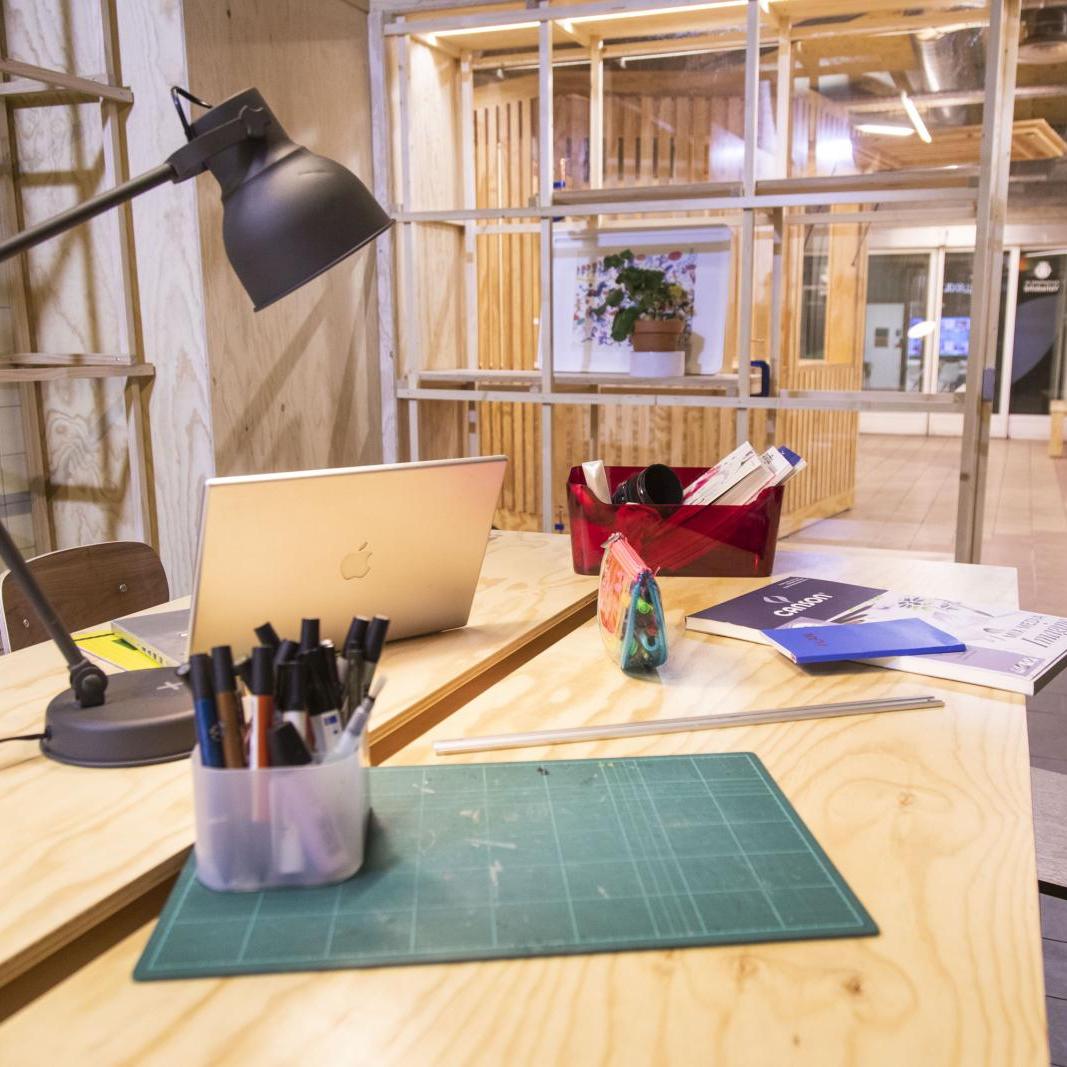 Puesto de trabajo en Galerías VA
