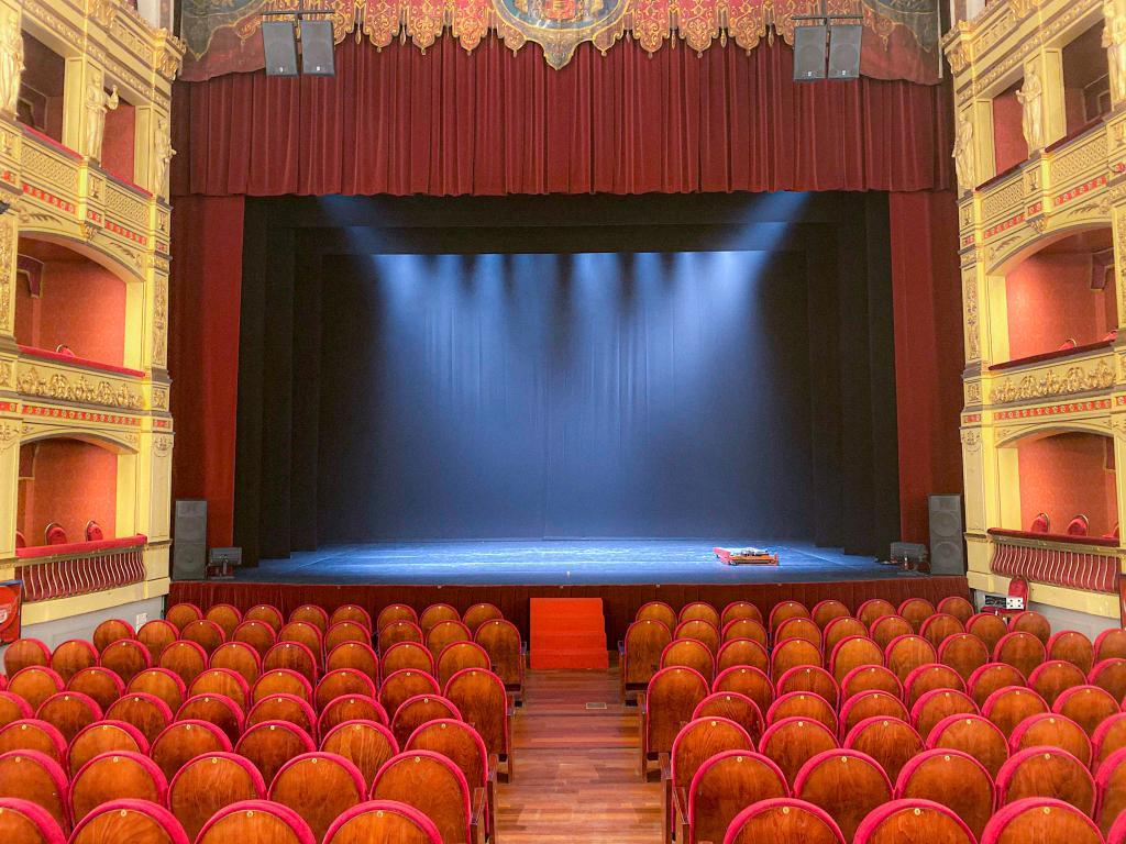 Escenario del Teatro Calderón de Valladolid