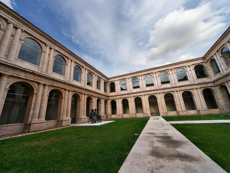 Patio de los Reyes Museo Patio Herreriano