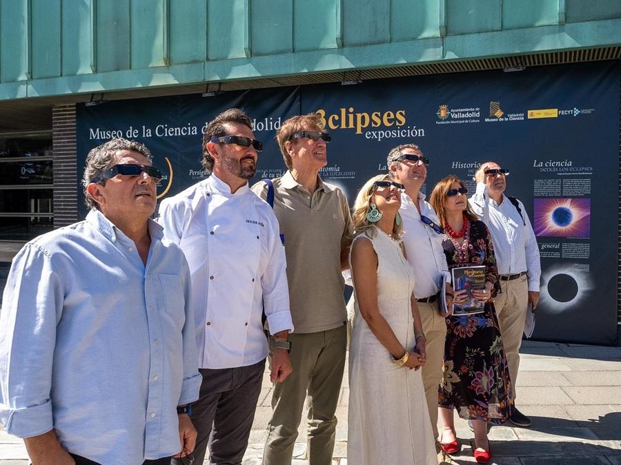 Museo Ciencia Esperando el eclipse